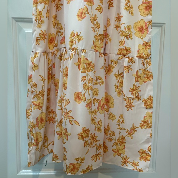 Boho - Smocked - Ruffle Shoulder - Maxi Dress - Picture 5 of 6